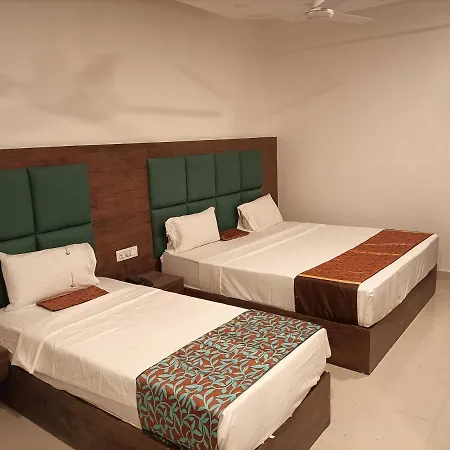Hotel Tej Plaza ,A Family Hotel Near Igi Airport Delhi